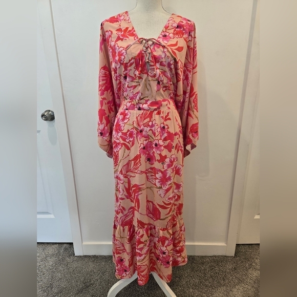 onshore Other - Onshore One Size Floral Print Dress Swim Cover Up. New.